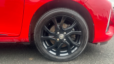 Toyota Yaris 1.5 VVT-i Design 5dr Petrol Hatchback